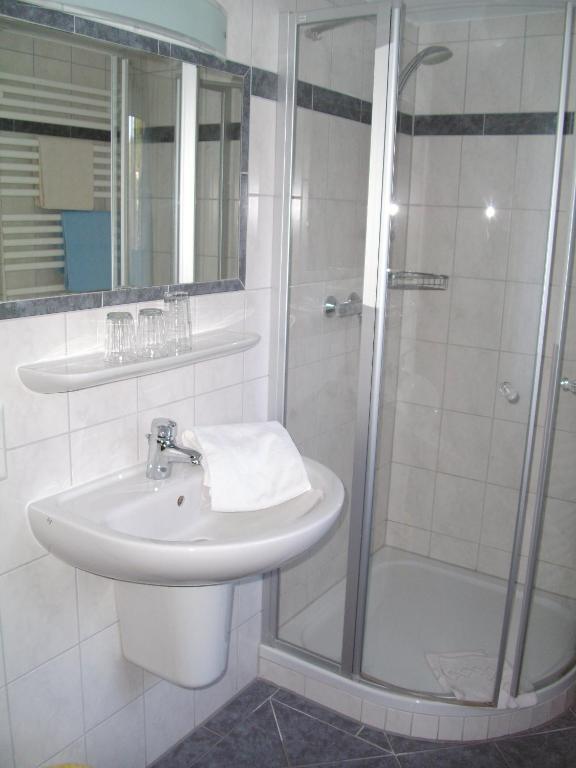 Pension Gastreich Lennestadt Zimmer foto